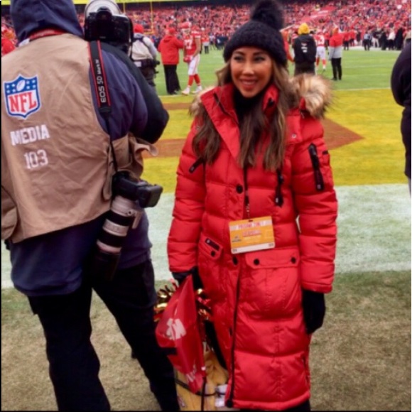 Meet your Posher, Alison - Picture 2 of 3